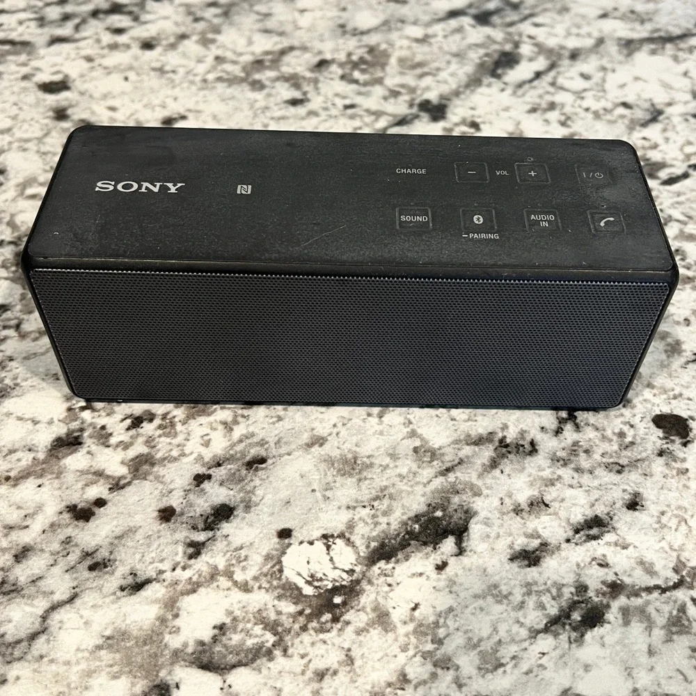 Sony SRS-X3 Portable Bluetooth‎ Speaker Wireless Personal Audio System Black